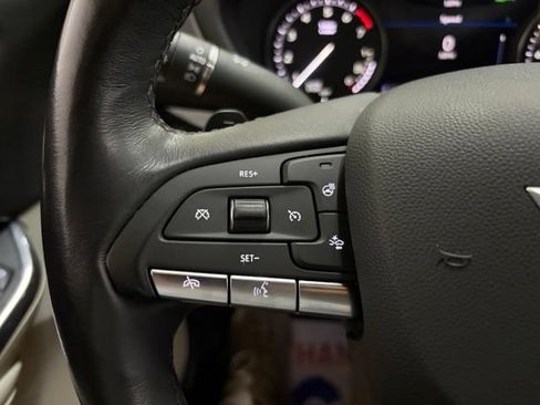 Used 2023 Cadillac XT4 Premium Luxury w/ Technology Package AWD/4WD image 79