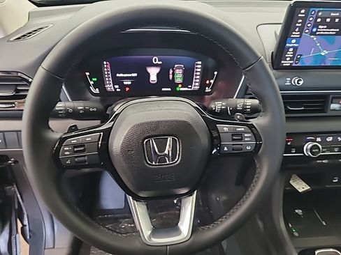 New 2026 Honda Pilot Touring image 8