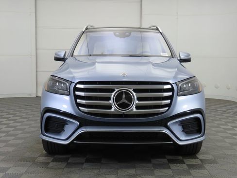 New 2026 Mercedes-Benz GLS 580 4MATIC image 2