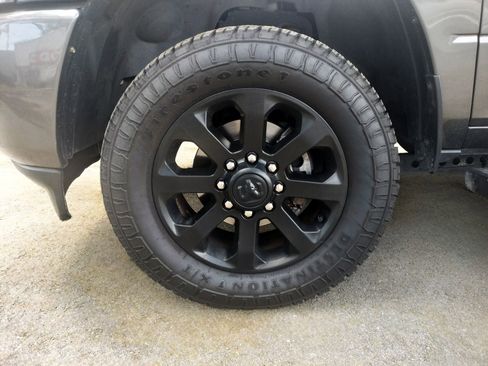 Used 2019 RAM 2500 Lone Star w/ Night Edition image 28