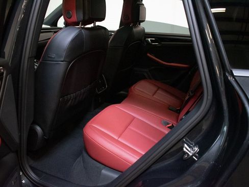 New 2026 Porsche Macan image 23