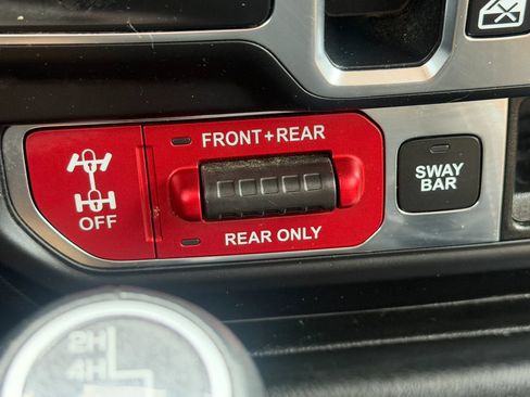 Used 2020 Jeep Wrangler Unlimited Rubicon w/ Dual Top Group AWD/4WD image 22