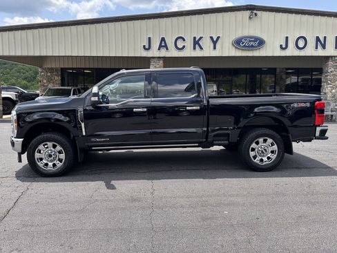Used 2026 Ford F250 Lariat w/ Lariat Ultimate Package AWD/4WD image 1