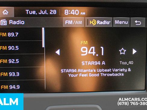 Used 2025 Kia Soul LX w/ LX Technology Package FWD image 32