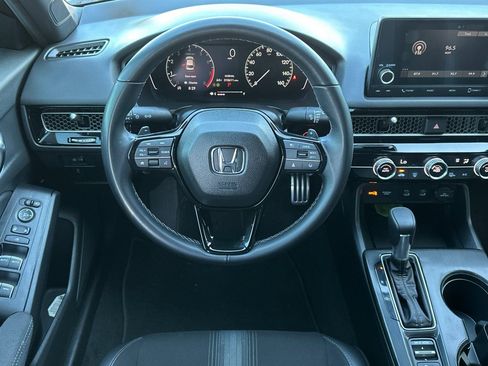 Used 2025 Honda Civic Sport image 15