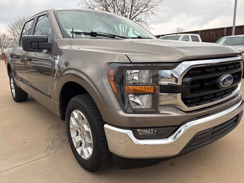 Used 2023 Ford F150 XLT image 2