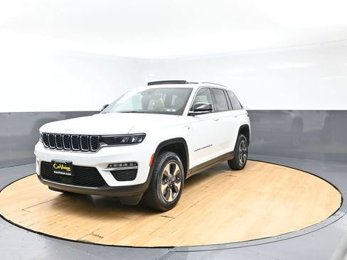 Used 2022 Jeep Grand Cherokee Limited 4xe AWD/4WD image 6