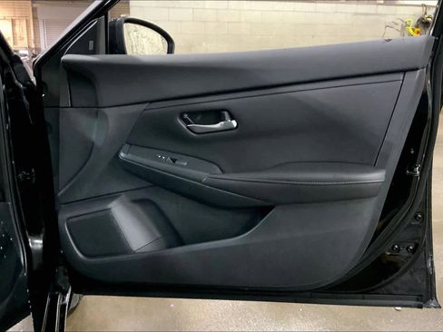 Used 2021 Nissan Sentra SV FWD image 23