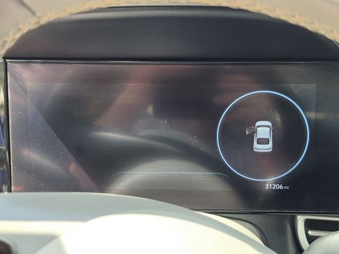 Used 2025 Hyundai Elantra SEL FWD image 10