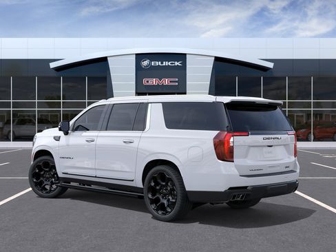 New 2026 GMC Yukon XL Denali Ultimate AWD/4WD image 3
