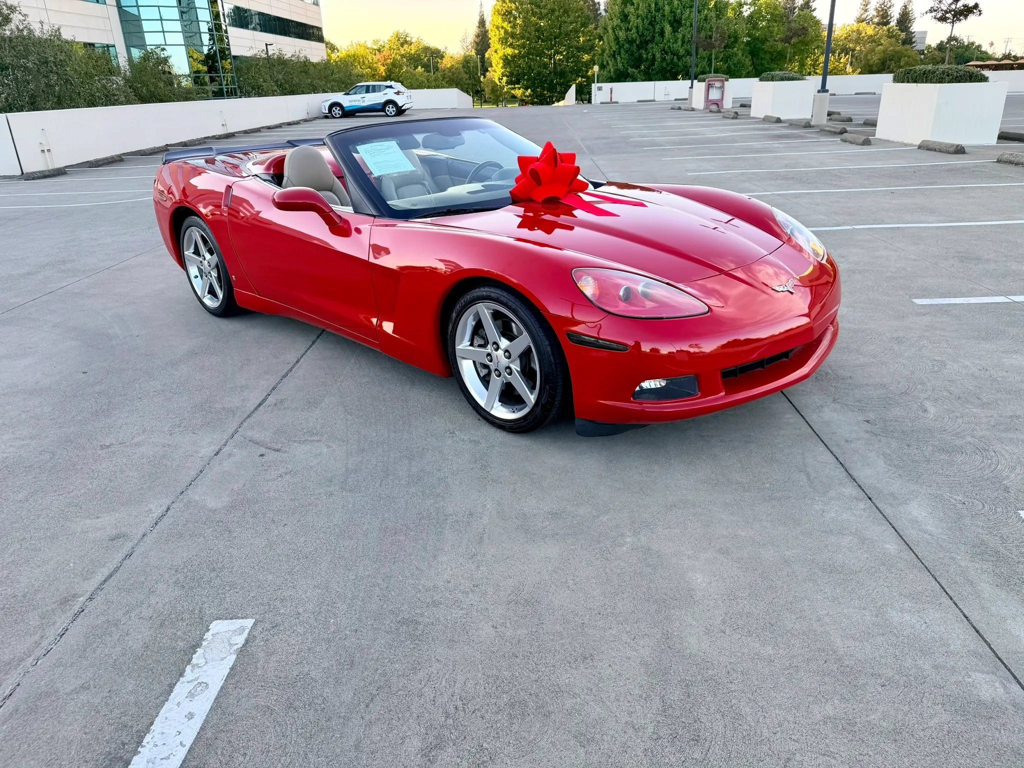 Used 2006 Chevrolet Corvette Convertible w/ Preferred Equipment Group RWD image 4