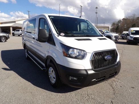Used 2024 Ford Transit 250 Low Roof w/ Exterior Upgrade Package RWD image 11