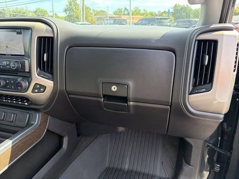 Used 2018 GMC Sierra 1500 Denali w/ Denali Ultimate Package AWD/4WD image 29