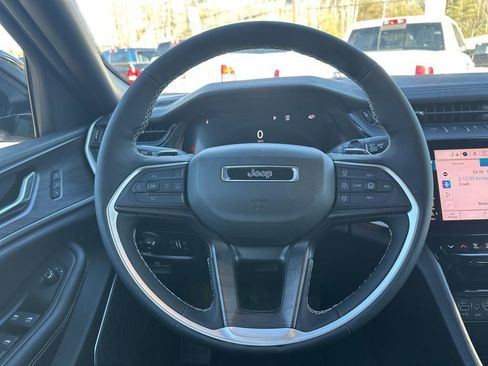 New 2026 Jeep Grand Cherokee L Limited AWD/4WD image 15