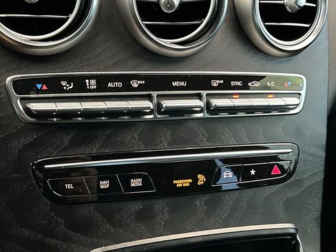 Used 2022 Mercedes-Benz GLC 300 4MATIC image 20