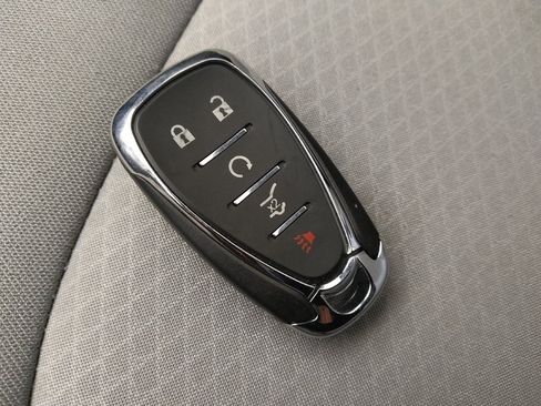 Used 2018 Chevrolet Malibu LT FWD image 32