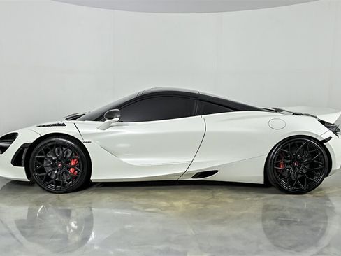 Used 2018 McLaren 720S RWD image 10