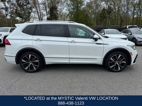 Certified 2023 Volkswagen Tiguan SEL R-Line AWD/4WD image 4