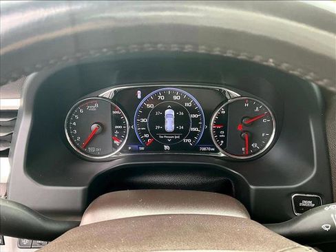 Used 2021 GMC Acadia SLT w/ Technology Package image 20