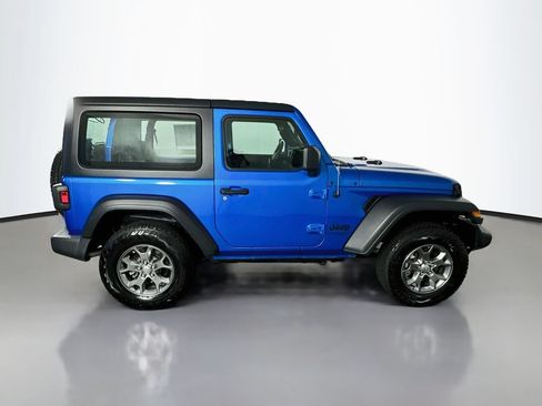 Used 2021 Jeep Wrangler Sport AWD/4WD image 8