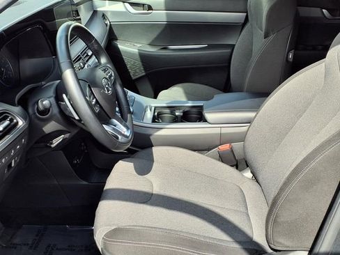 Used 2020 Hyundai Palisade SEL w/ Convenience Package FWD image 17