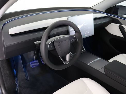Used 2026 Tesla Model Y Long Range AWD/4WD image 22