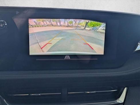 Used 2025 Buick Envista Preferred image 14