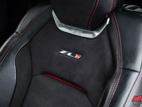 Used 2020 Chevrolet Camaro ZL1 image 28