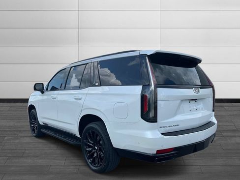 Certified 2023 Cadillac Escalade Sport Platinum w/ LPO, ONYX Package AWD/4WD image 4