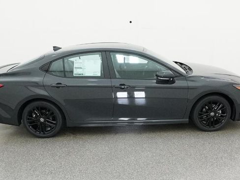 New 2026 Toyota Camry SE FWD image 33