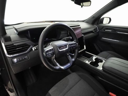 Certified 2025 GMC Acadia Elevation image 10