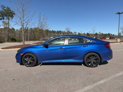 Used 2019 Honda Civic Sport image 4