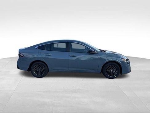 New 2026 Nissan Sentra SV w/ Floor Mat Package FWD image 9
