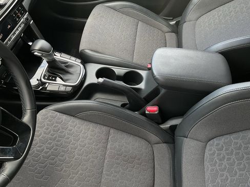 Used 2025 Kia Seltos S image 36