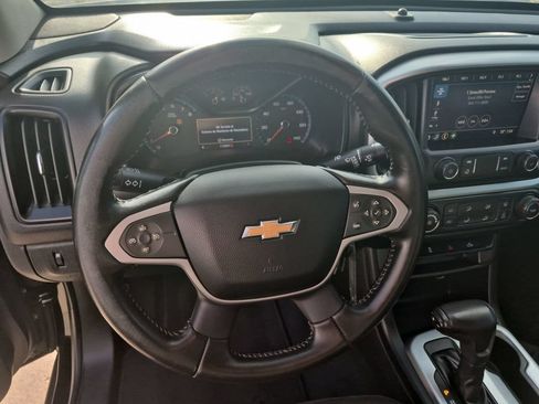 Used 2020 Chevrolet Colorado LT w/ LT Convenience Package RWD image 14
