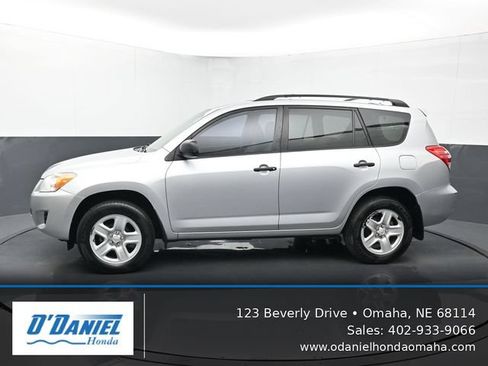 Used 2010 Toyota RAV4 4WD image 2