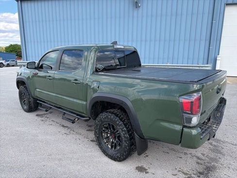 Used 2020 Toyota Tacoma TRD Pro AWD/4WD image 2