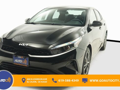 Used 2024 Kia Forte LXS FWD image 1