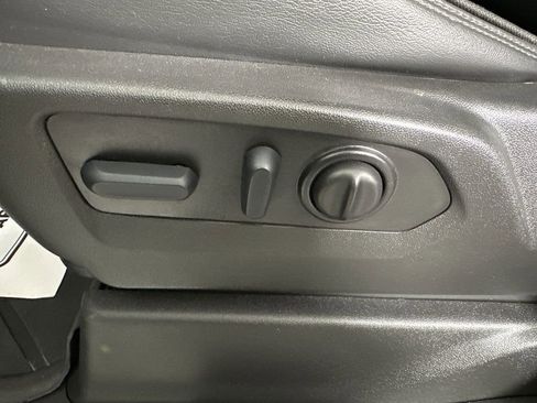 Used 2022 Chevrolet Silverado 3500 High Country w/ Z71 Off-Road Package image 11