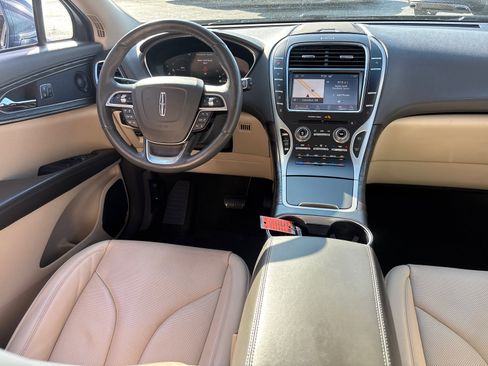 Used 2019 Lincoln Nautilus Reserve FWD image 29