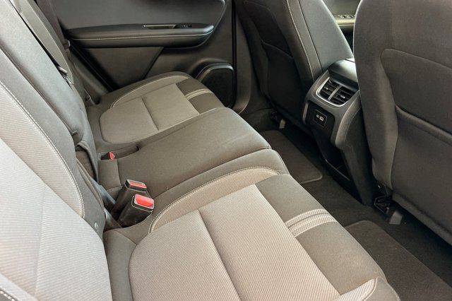 Used 2025 Chevrolet Blazer LT AWD/4WD image 19