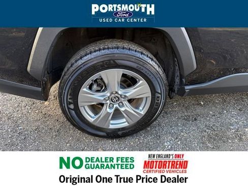 Used 2024 Toyota RAV4 XLE image 31