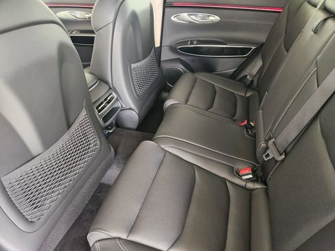 New 2026 Genesis GV70 2.5T AWD/4WD image 22