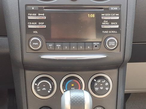 Used 2012 Nissan Rogue S w/ Special Edition Pkg AWD/4WD image 6