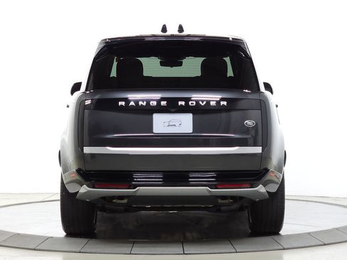 Used 2023 Land Rover Range Rover Autobiography AWD/4WD image 4