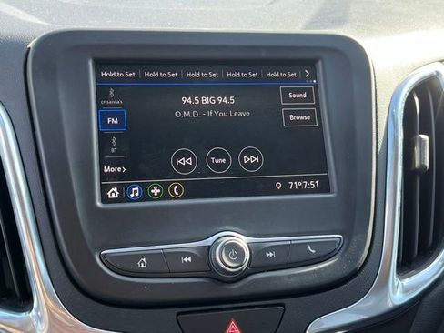 Used 2021 Chevrolet Equinox LT FWD image 21