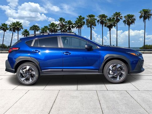 New 2025 Subaru Crosstrek 2.5i Limited w/ Crosstrek Mirror Package image 3