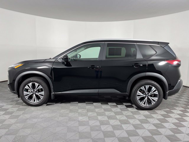 Used 2023 Nissan Rogue SV w/ SV Premium B Package FWD image 7