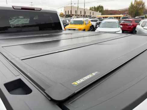 Used 2024 GMC Sierra 1500 Pro w/ Pro Value Package image 19