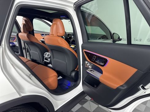 New 2026 Mercedes-Benz GLC 300 GLC 300 image 18